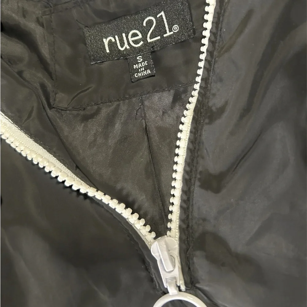 Rue21 Black and Camouflage Utility Jacket - Picture 5 of 5